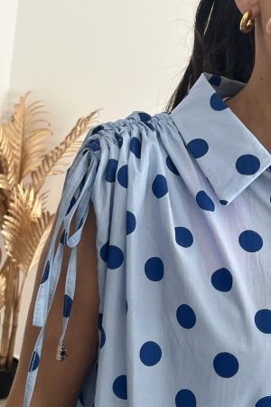 Top Hina bleu