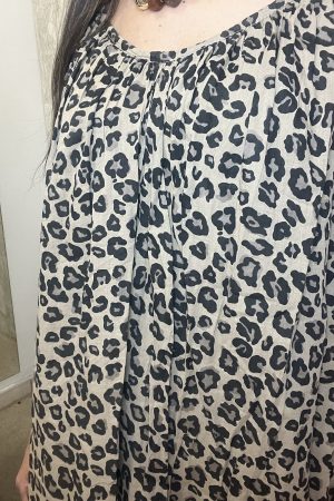 ROBE LÉO